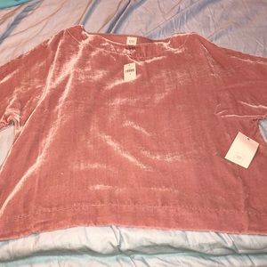 GAP soft top mid sleeve